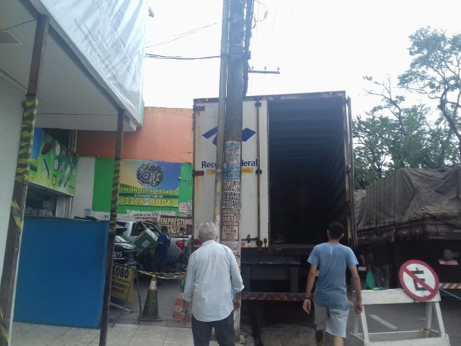 Diversos materiais foram apreendidos nesta segunda (17)