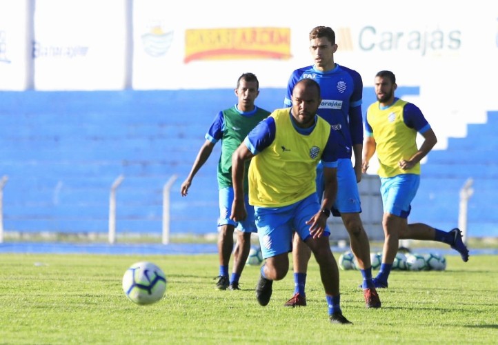 Elenco azulino se prepara para jogo de domingo, na vola do Brasileirão da Série A