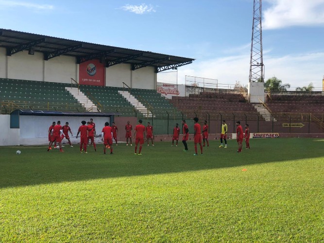 CRB realiza treino em Sertãozinho