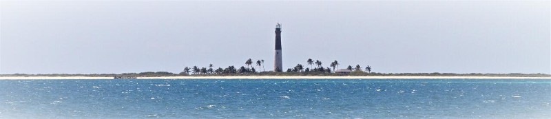 Alagoano percorre mais de 10 mil km para fotografar faróis marítimos dos EUA