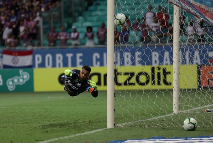 Confira imagens de Bahia 1x0 CSA - Campeonato Brasileiro (17ª rodada)