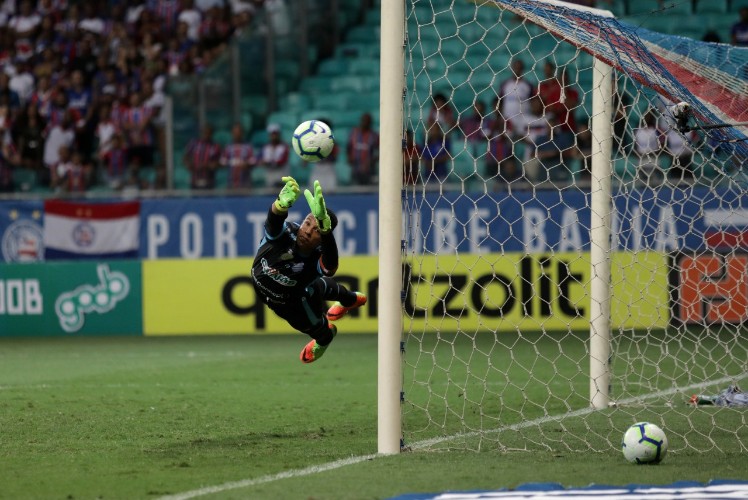 Confira imagens de Bahia 1x0 CSA - Campeonato Brasileiro (17ª rodada)