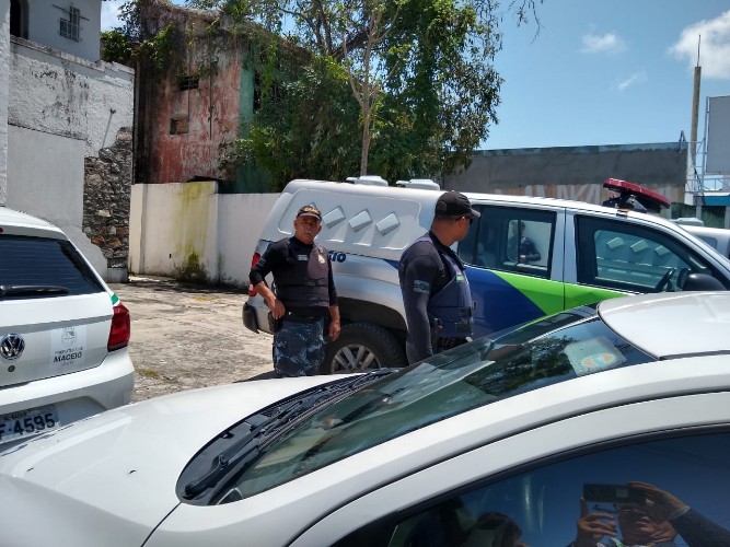 Proprietários são passíveis de multa e, até, de perder o imóvel para a prefeitura