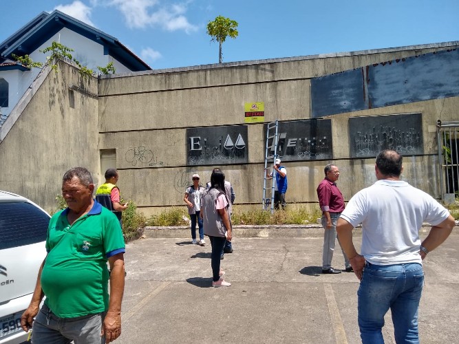 Proprietários são passíveis de multa e, até, de perder o imóvel para a prefeitura