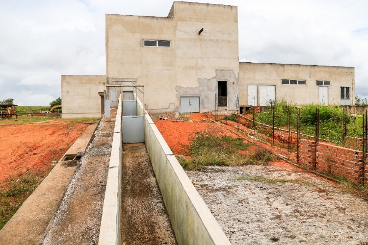 Projeto milionário para regionalização do abate fica no papel