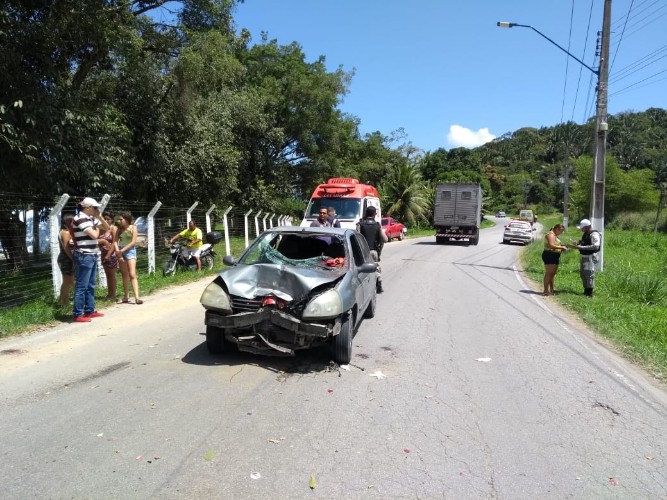 Colisão frontal deixa motociclista gravemente ferido na AL-401
