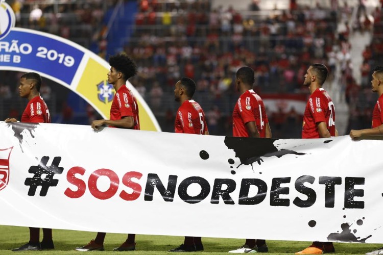 Galo venceu o jogo com um gol de Willie: 1 a 0