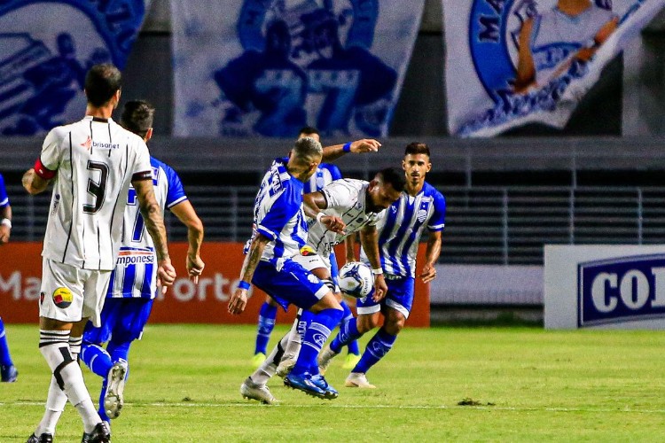 Pela Copa do Nordeste, Azulão perde para o Belo, ao apagar das luzes: 1 a 0