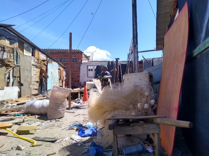 Demolição da antiga balança do peixe e realocação dos pescadores para Centro Pesqueiro