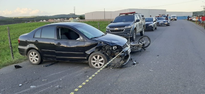 Acidente em Capela deixa dois mortos e três feridos