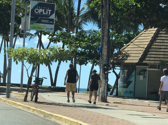 Movimentação no centro de Maceió no primeiro dia da flexibilização