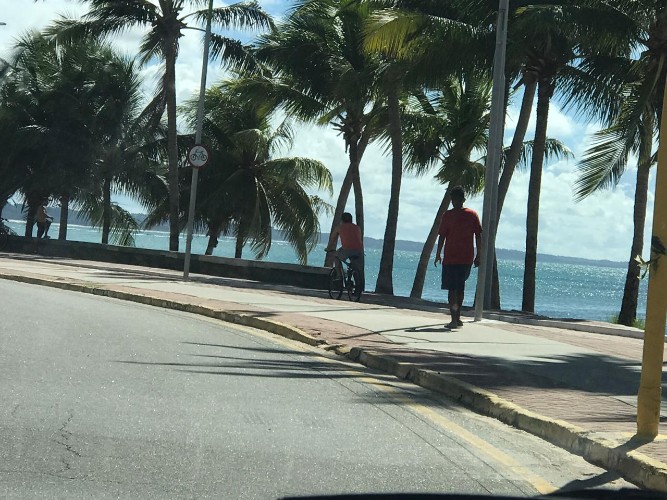 Movimentação no centro de Maceió no primeiro dia da flexibilização