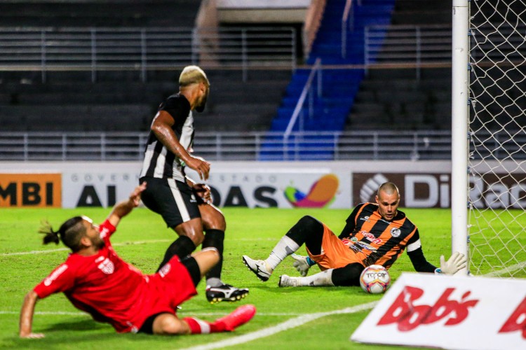 Nos pênaltis, CRB bate o ASA por 3 a 1 e vai à nona final consecutiva no Alagoano