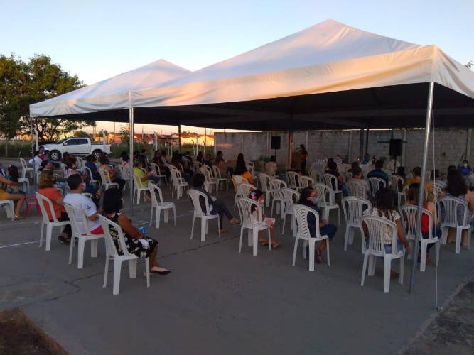 Paróquias ficaram fechadas durante toda a fase vermelha e laranja do distanciamento social