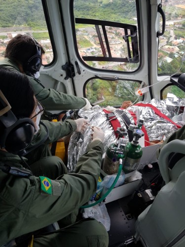 Colisão entre veículos deixou uma pessoa morta e outra ferida 