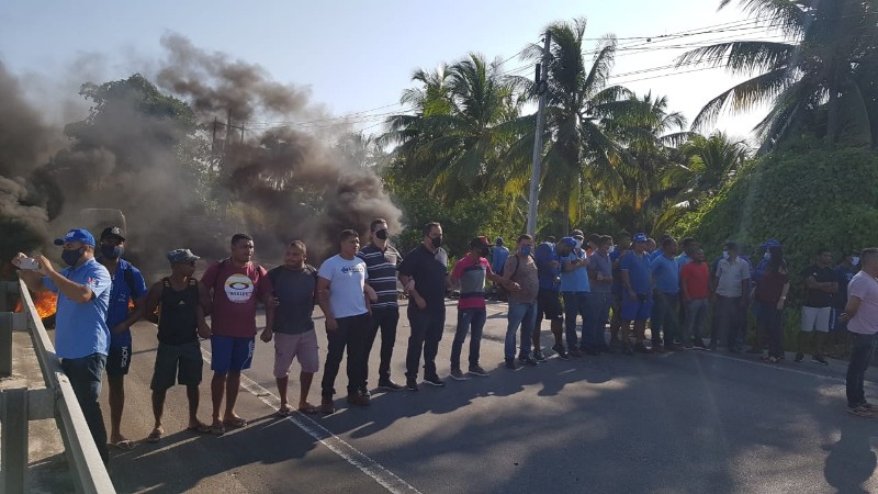Moradores protestam contra a privatização da Casal