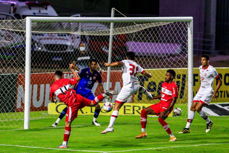 Jogo válido pela 22ª segunda rodada do Campeonato Brasileiro da Série B