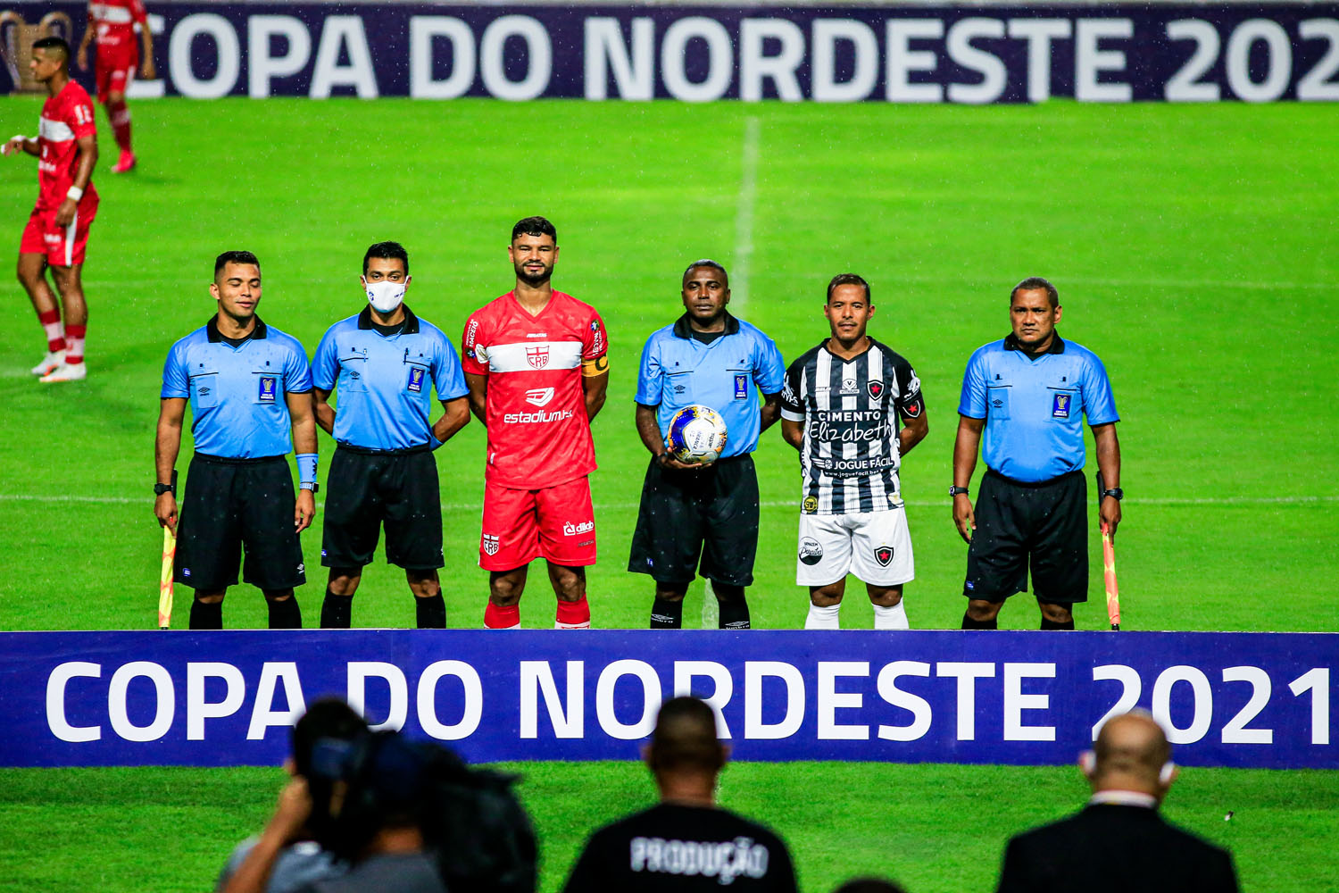 CRB vence o Botafogo-PB por 2 a 1 pela Copa do Nordeste e aumenta invencibilidade no Rei Pelé