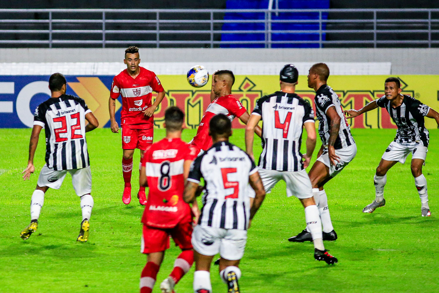 CRB vence o Botafogo-PB por 2 a 1 pela Copa do Nordeste e aumenta invencibilidade no Rei Pelé