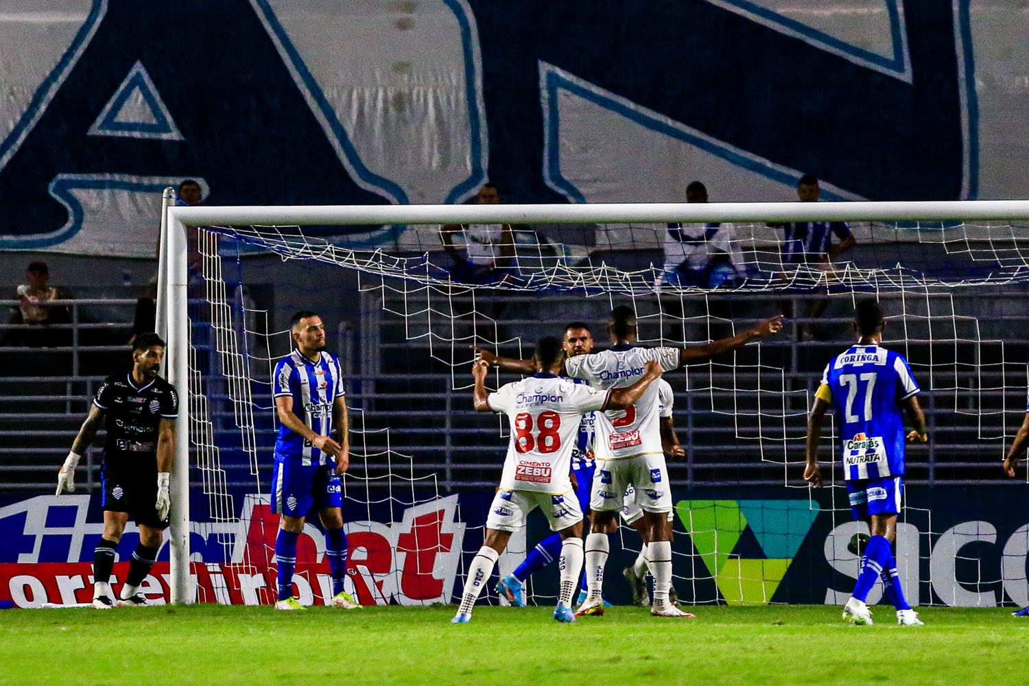 CSA começa perdendo, mas arranca empate com o Bahia em jogo pela Série B: 1 a 1