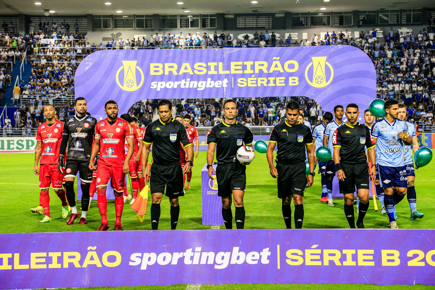 Na luta contra a degola, CSA vence o Tombense, mas segue no Z4 da Série B: 2 a 0