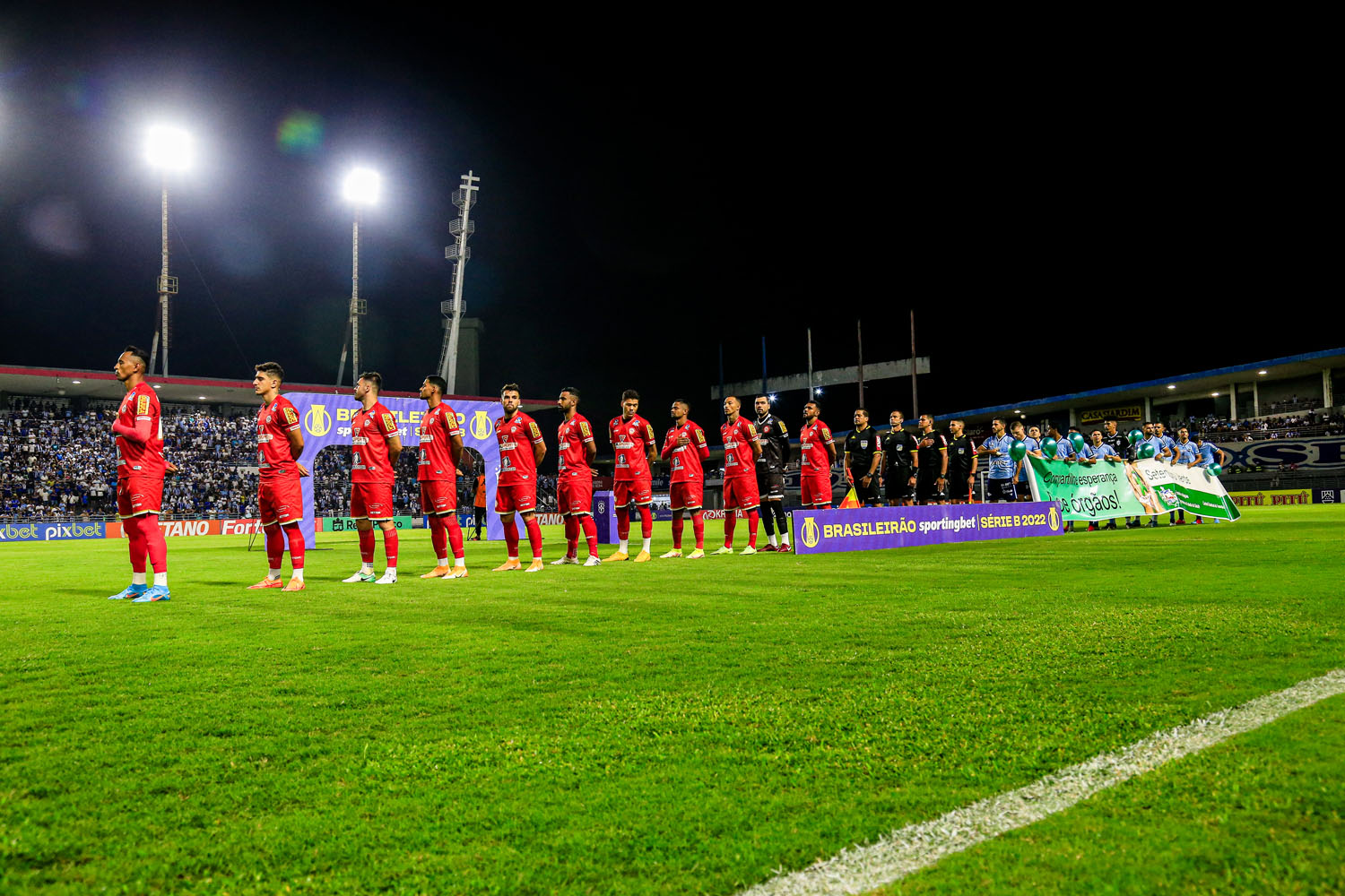 Na luta contra a degola, CSA vence o Tombense, mas segue no Z4 da Série B: 2 a 0