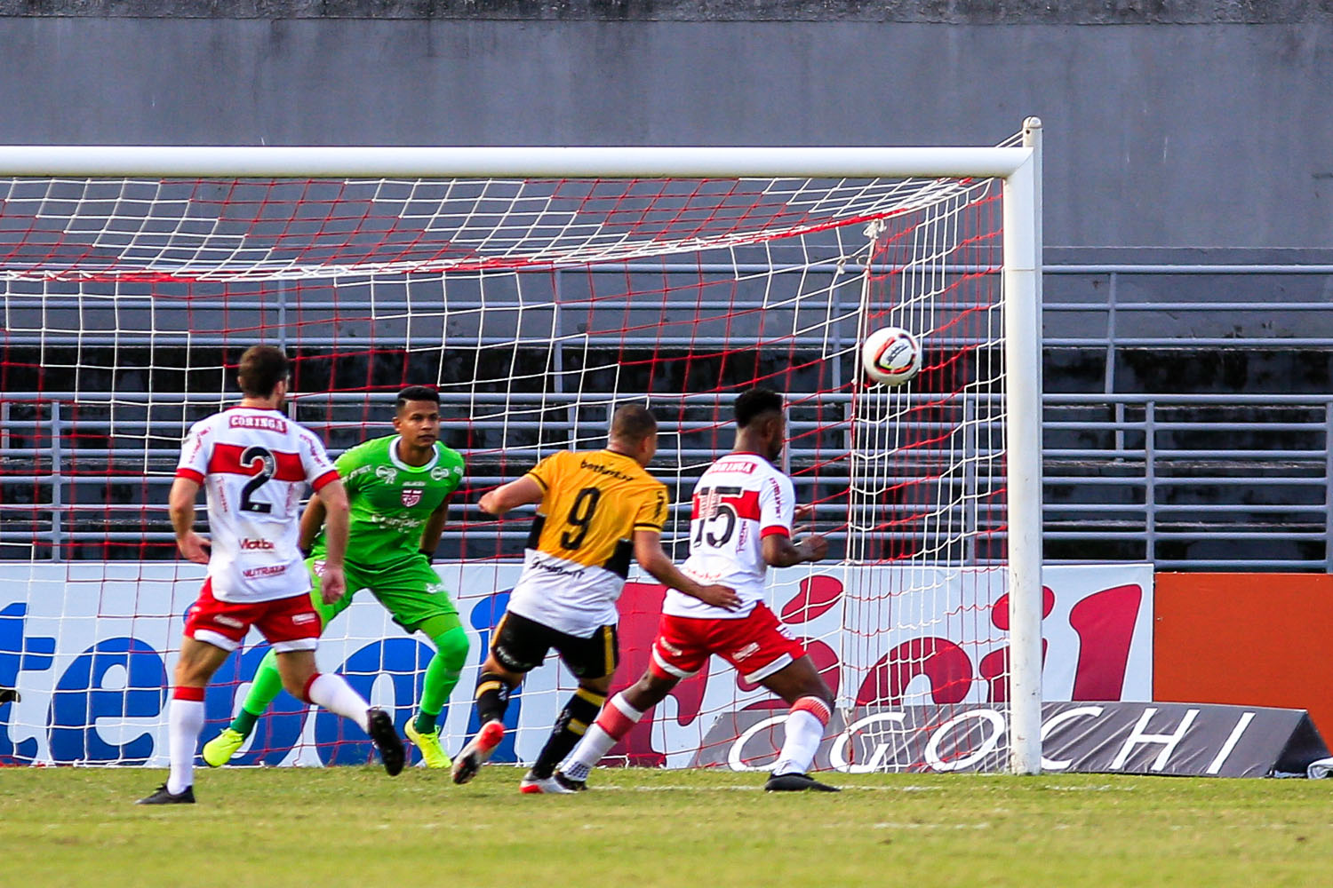 CRB não sai do zero a zero com o Criciúma, em jogo disputado no Rei Pelé, pela Série B