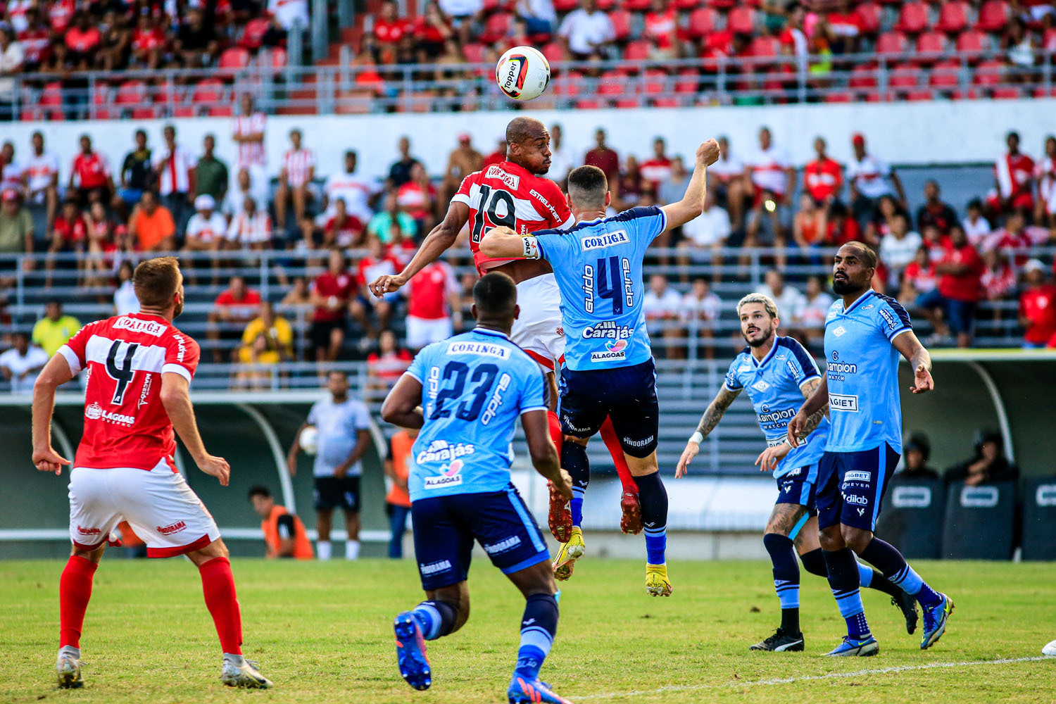 Azulão vem de dura derrota no Clássico das Multidões