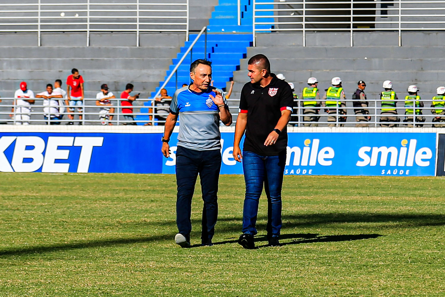 Sem dificuldades, CRB vence o CSA e segue líder no Estadual: 3 a 1