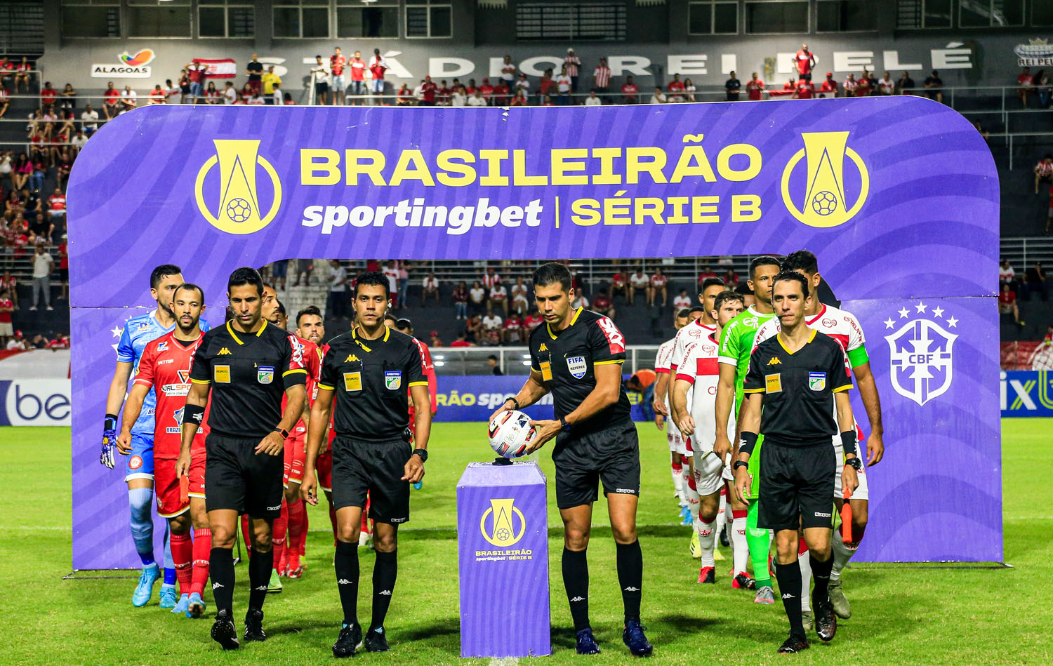 No Rei Pelé, CRB faz partida sonolenta e apenas empata com o Tombense: 0 a 0