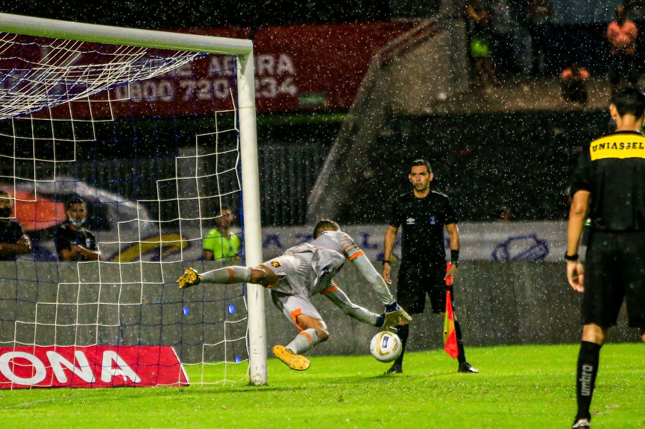 CSA perde para o Sport nos pênaltis e dá adeus à Copa do Nordeste: 3 a 1