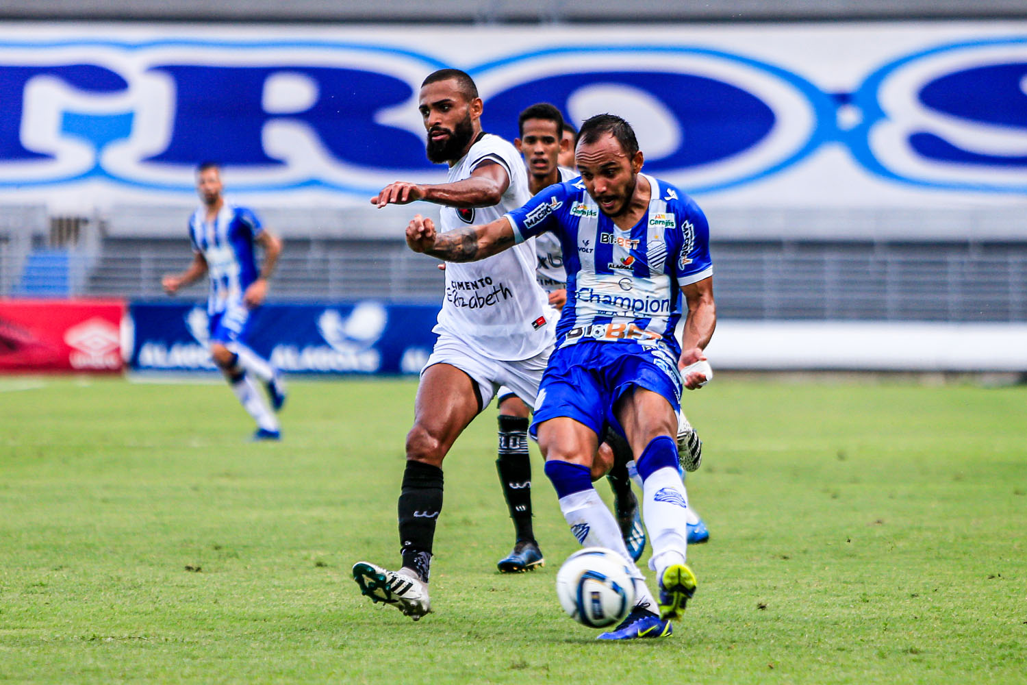 Artilheiro Rodrigo Rodrigues marca duas vezes e CSA vence a primeira na Copa do Nordeste 2022: 3 a 0