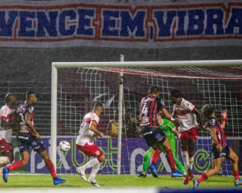 No Rei Pelé, CRB defende liderança na Copa do Nordeste contra o Bahia