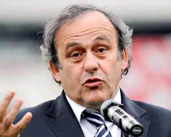 Advogado diz que Fifa pretende banir Platini do futebol
