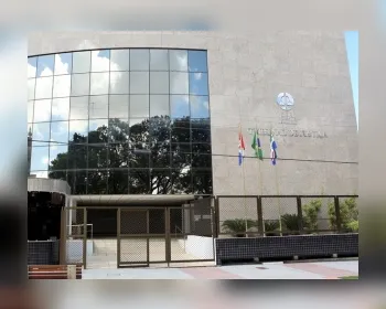 Tribunal de Justiça mantém afastamento de prefeito de Viçosa