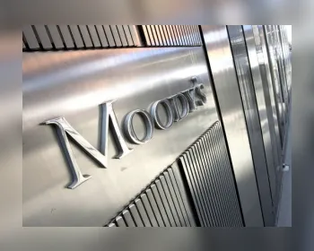 Moody's tira grau de investimento do Brasil