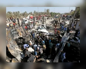 Caminhão-bomba explode em atentado no Iraque