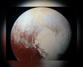 Estudo revela surpresas sobre a superfície gelada de Plutão