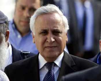 Justiça nega libertação antecipada de ex-presidente israelense