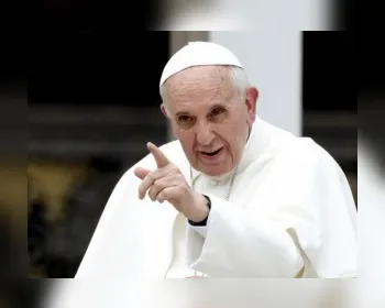 Papa pede maior solidariedade com idosos e marginalizados
