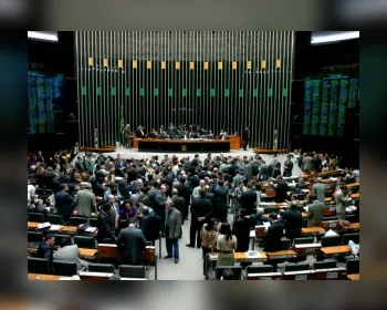 Câmara reduz a um terço sessões de votação durante período eleitoral
