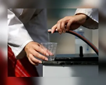 Cientistas belgas criam máquina que converte urina em água potável