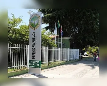 Defensoria cobra do governo de Alagoas explicações sobre fechamento de escolas