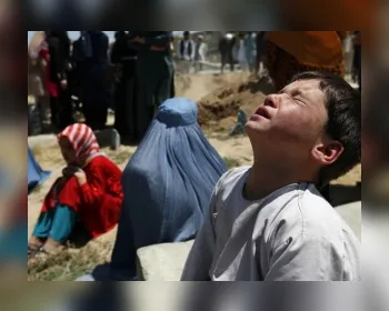 Bomba à beira da estrada causa 28 mortes e dez feridos no Afeganistão