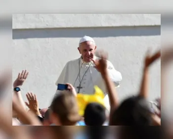 Papa Francisco pede orações para as vítimas de terremoto na Itália