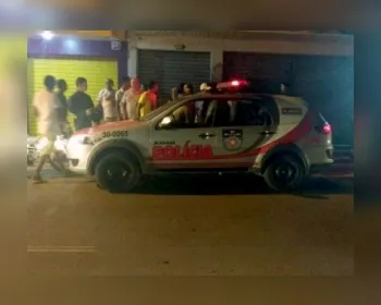 Dupla invade lan house em Arapiraca, faz reféns e foge com R$ 2 mil 