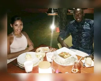Bolt pede namorada em casamento e comemora resposta: "Ela disse sim"