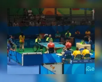 Brasileiros vencem favoritos e levam bronze no tênis de mesa