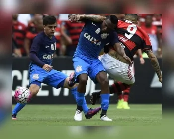 Flamengo empata com Corinthians no Maracanã e vê Palmeiras escapar