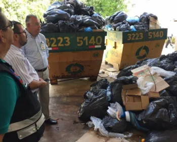 Fiscalização flagra acúmulo de 8 toneladas de lixo no Hospital da Açúcar